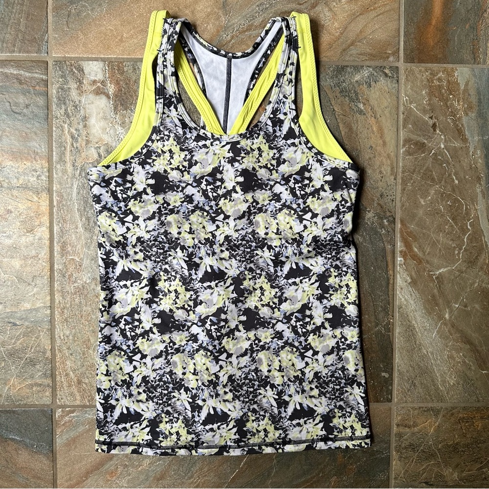 Lululemon Inspiration Tank II Crosscourt Petal Black Clarity Yellow Size 8